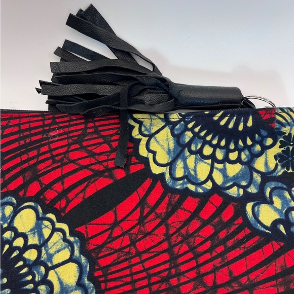 Zoe Sevak Small Pouch - Picture 5 of 10